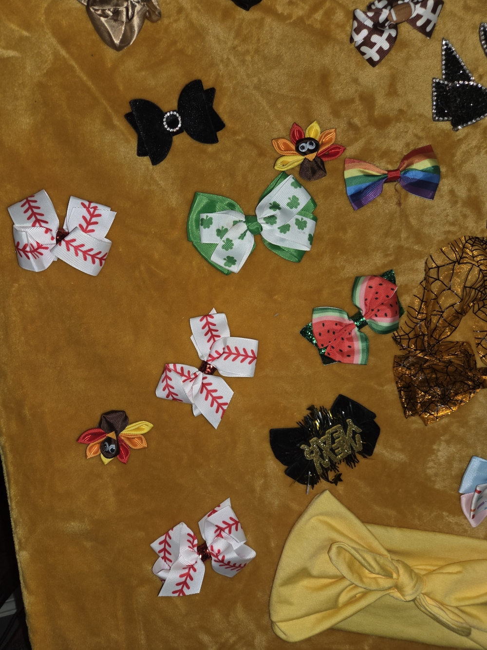 Hair accessory bundle. - Picture 5 of 7
